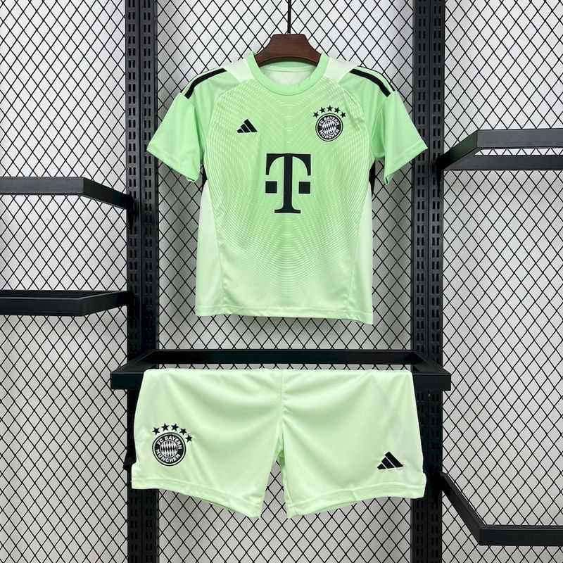 Kit Infantil Bayern de Munique Goleiro 2025/26 | Futmantos