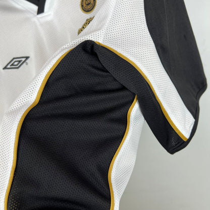 Camisa Manchester United 01/02 Modelo Retrô 100 Anos Masculina- Braca e preta, Dourada e Preta Dupla Face | Futmantos